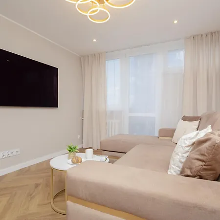 Modern Near The Palace Of Culture And Science By Rent Like *