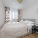 Modern Near The Palace Of Culture And Science By Rent Like *