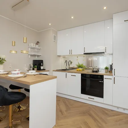 アパート Modern Near The Palace Of Culture And Science By Rent Like *